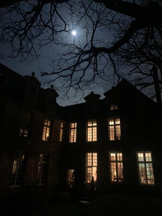 Hotel La Maison Saint Joseph Crépy-en-Valois Exterior foto